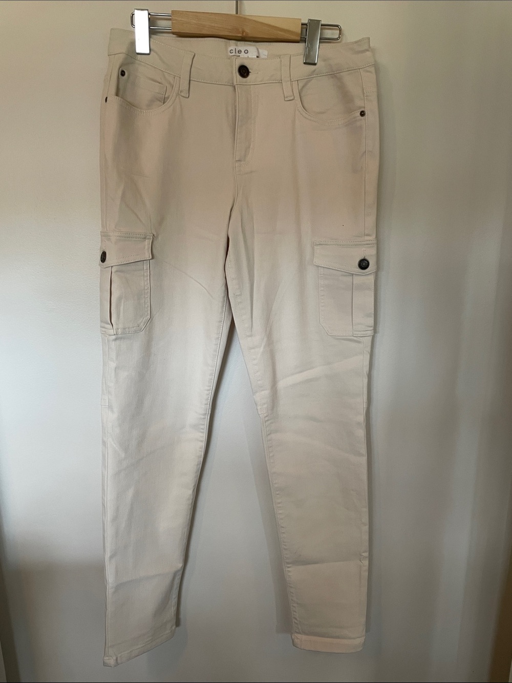 Cleo Cream Coloured Skinny, Low/Mid-Rise Cargo Pants